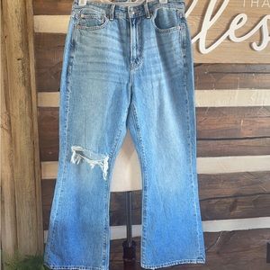 (NWT) AE Size 10 90’s Flare Jean